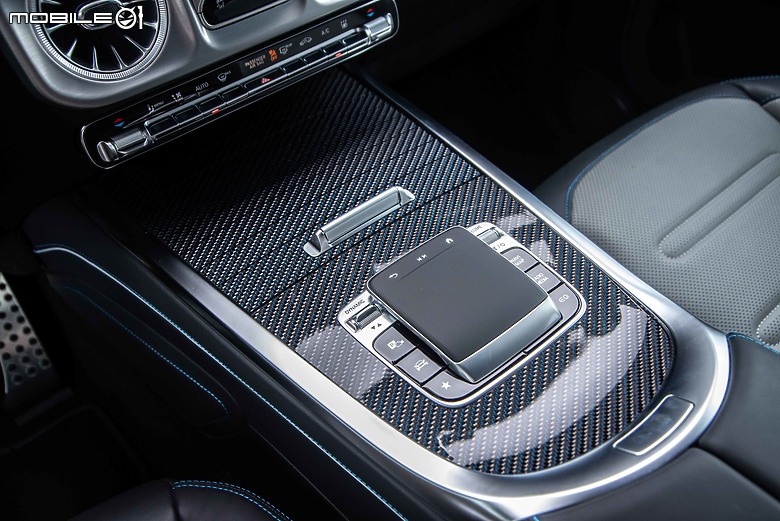 Mercedes-Benz大改款G-Class法國試駕|電動版顛覆傳統思維,越野、科技都充滿驚奇!