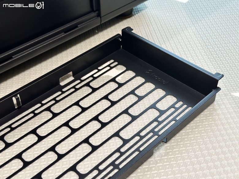 不只是放大!Fractal Design North XL 機殼