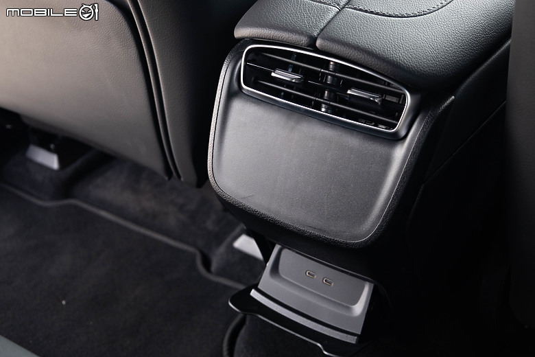 Mercedes-Benz EQE 300 SUV 試駕｜新動力降低入手門檻，入主純電三芒星休旅更輕鬆！