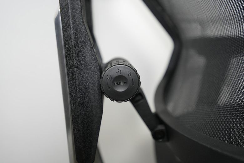 【開箱】irocks T27 雲岩網人體工學椅開箱