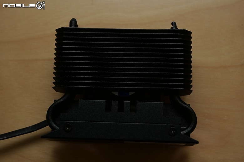 點我看大圖 主動散熱加持 T-FORCE Z540 /w DARK AirFlow I 開箱