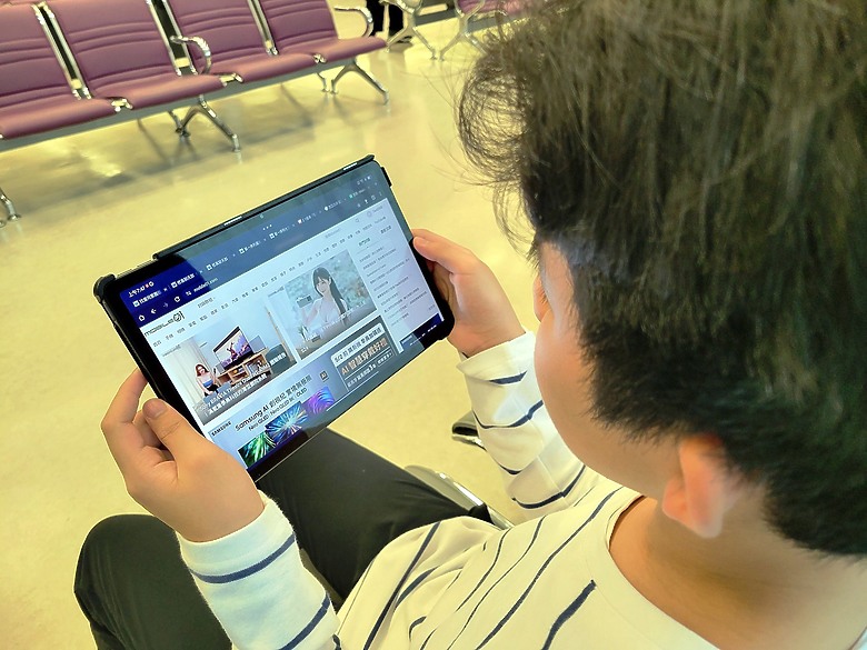 << 我們這一家 >> Lenovo Tab M11 體驗心得 << 親子篇 >>