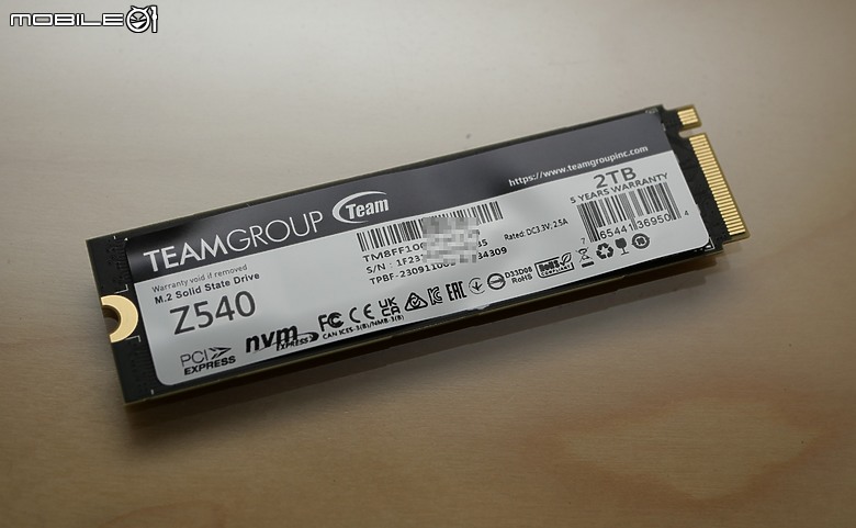 點我看大圖 主動散熱加持 T-FORCE Z540 /w DARK AirFlow I 開箱