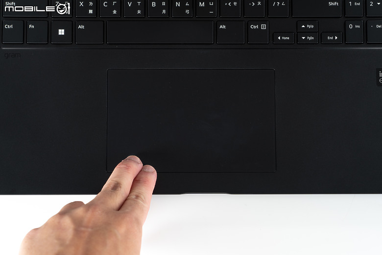 LG gram Pro 2-in-1 測試報告|最纖薄輕巧的 AI 翻轉觸控筆電!