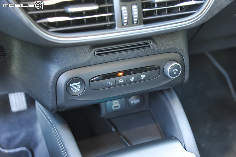 Ford Focus Active Vignale 試駕|剛好的車身尺碼、高實用性的跨界機能!