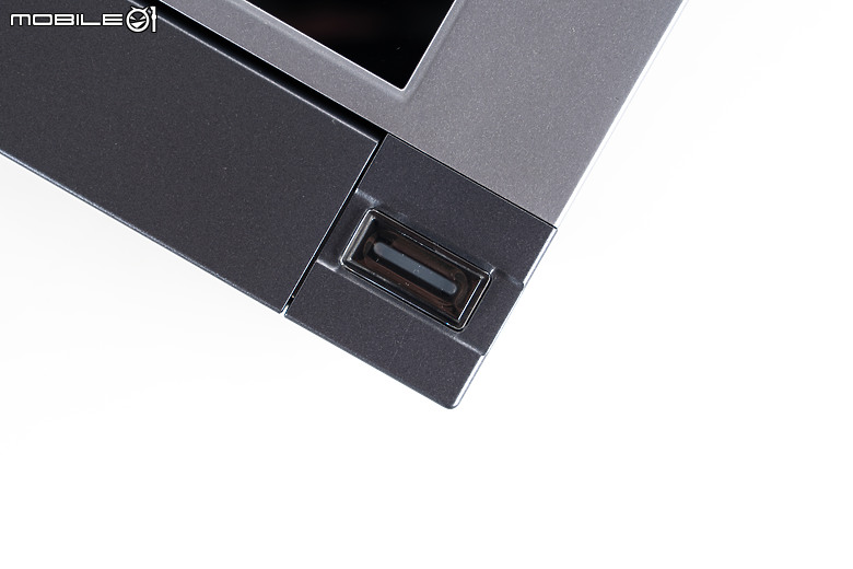 AYANEO Retro Mini PC AM02 體驗｜復刻經典、翻玩創新的迷你 PC！