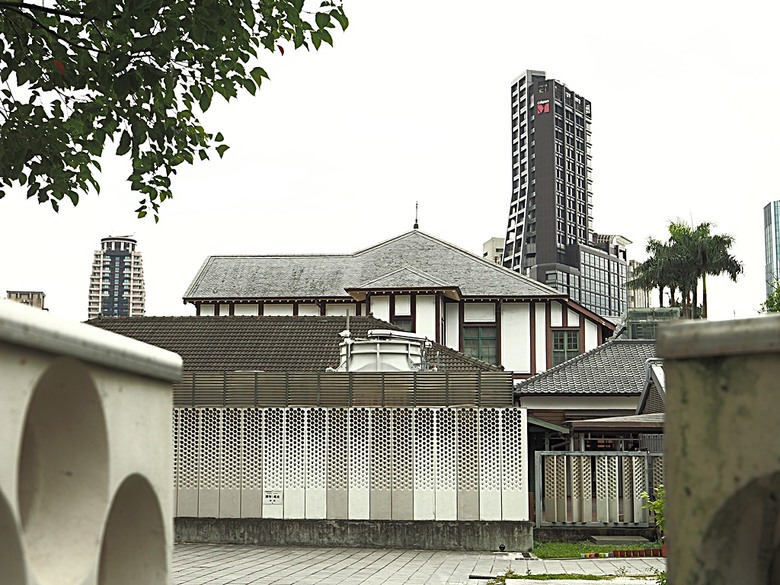 臺北府城北門、臺北郵局、撫臺街洋樓、博愛路街屋、三井舊倉庫、鐵道部廳舍與臺北工場 — 臺北建城140年登北門城樓與集章活動 & 週邊歷史景點巡禮