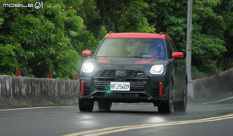 【影音試駕】Mini Countryman JCW All4,更貼近市場,但依舊夠快夠狂!