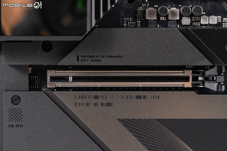 ROG BTF 背插主機板／顯示卡／機殼組合實裝體驗 打造頂級視覺效果的不二之選