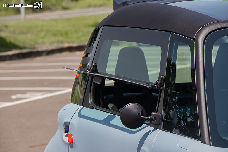 Citroen Ami 試駕｜比法拉利吸睛、比小綿羊可靠！
