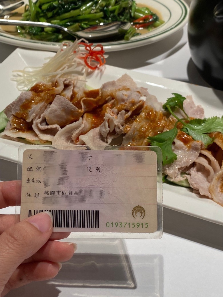 終於訂到我媽愛吃的霸王甘蔗蝦！時時香 站前新光店開幕