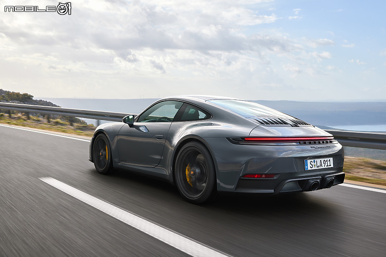 【992.2世代】Porsche正式發表911小改款,Carrera GTS導入全新T-Hybrid動力系統、國內建議售價704萬元起!