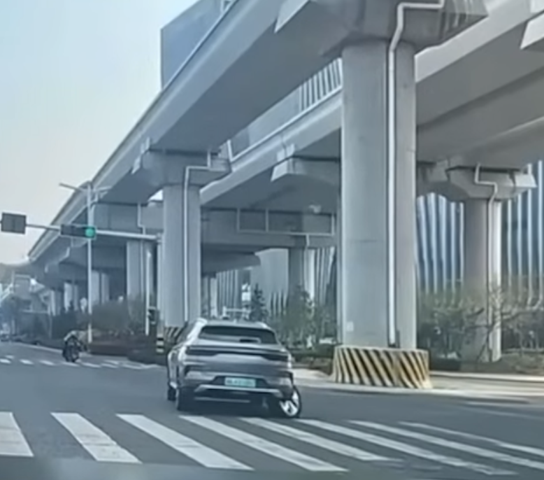 中國車很便宜，ＣＰ值有比其他國家的車好嗎？ 看看”世界大廠“ ＢＹＤ 的造車水準吧！