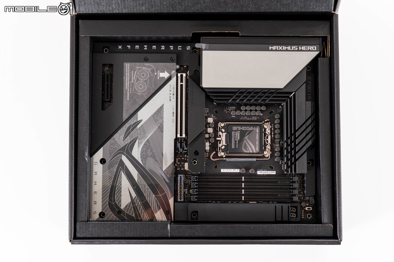 ROG BTF 背插主機板／顯示卡／機殼組合實裝體驗 打造頂級視覺效果的不二之選