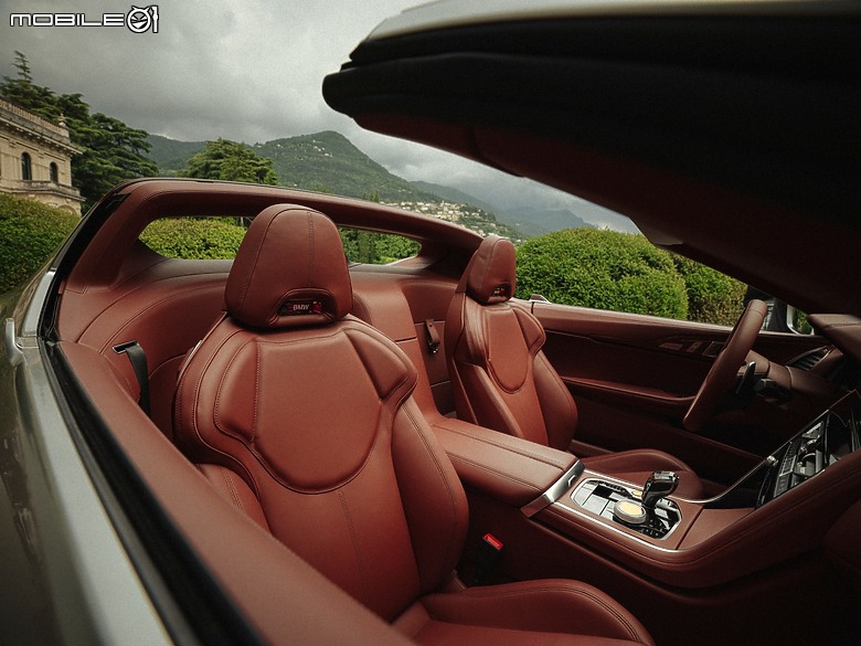 【海外新訊】經典與現代的結合,BMW展示Concept Skytop雙門概念車!