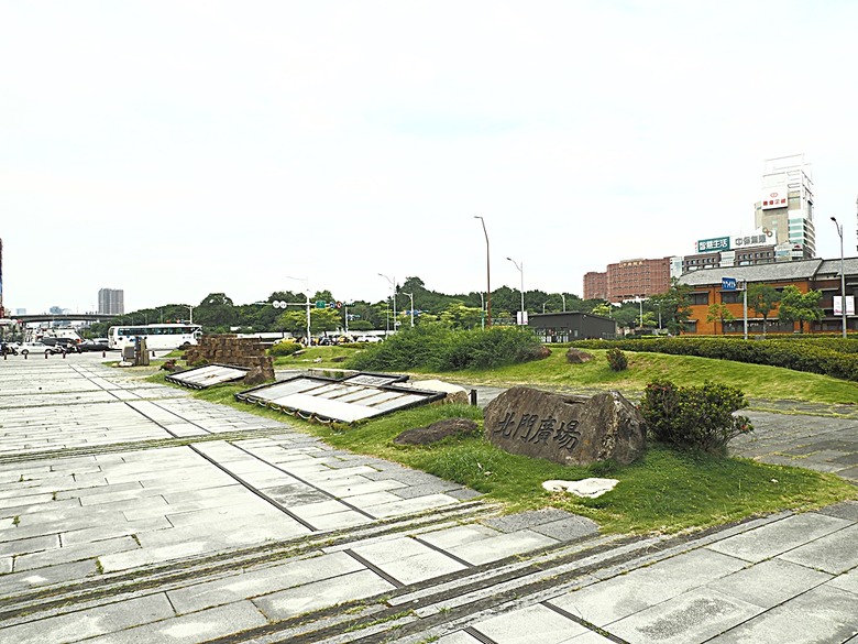 臺北府城北門、臺北郵局、撫臺街洋樓、博愛路街屋、三井舊倉庫、鐵道部廳舍與臺北工場 — 臺北建城140年登北門城樓與集章活動 & 週邊歷史景點巡禮
