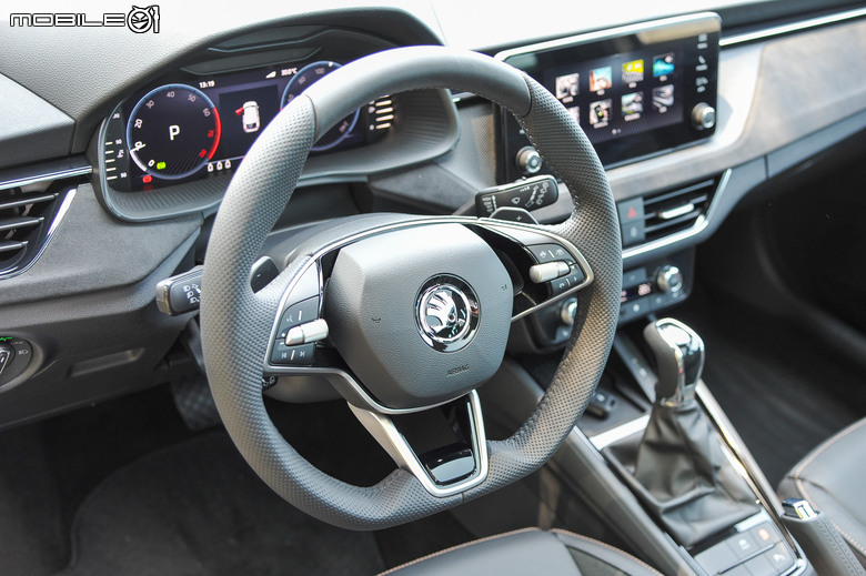 Skoda Scala 小改款試駕|細節質感與功能升級、面面俱到的務實掀背車!
