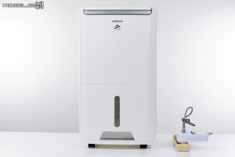 日立 RD-22FJ 除濕機開箱實測 不僅具備 11 公升日除濕力 還有更多隱藏高 CP 值設計