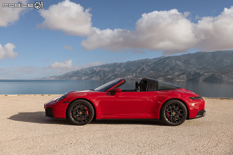 【992.2世代】Porsche正式發表911小改款,Carrera GTS導入全新T-Hybrid動力系統、國內建議售價704萬元起!