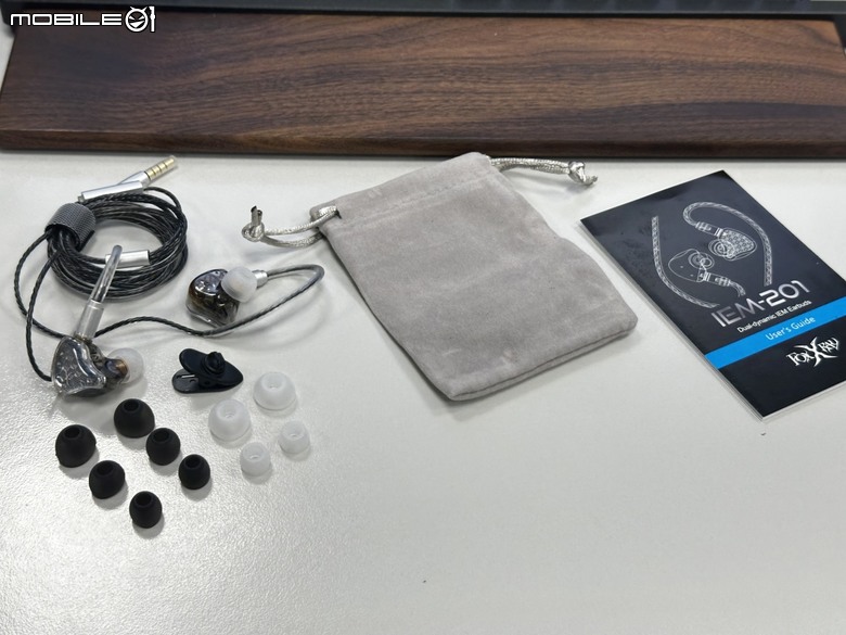 平價親民可換線監聽耳機 FOXXRAY IEM-201