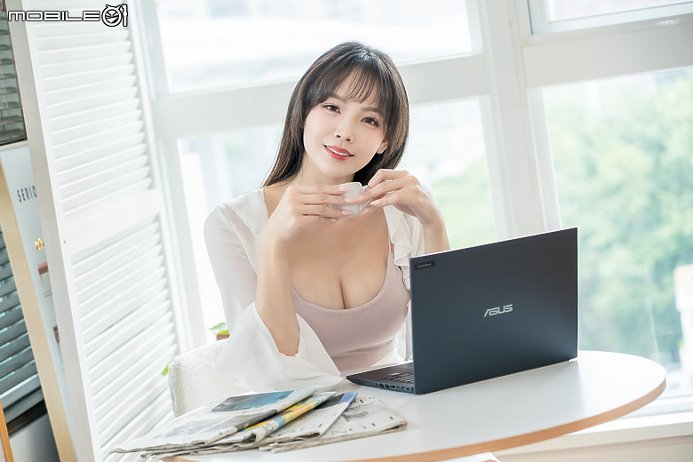 ASUS ExpertBook B5 (B5404) 測試報告|AI 加持的全方位商務能手!