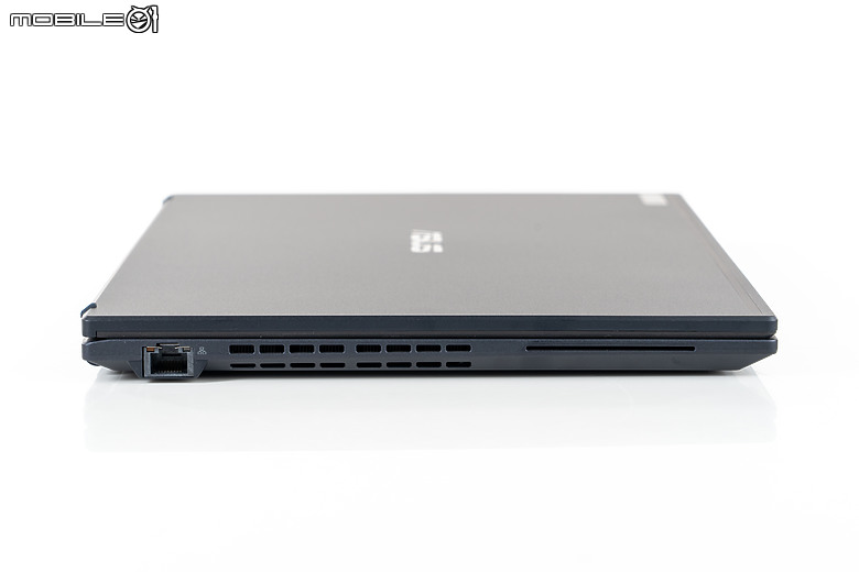 ASUS ExpertBook B5 (B5404) 測試報告｜AI 加持的全方位商務能手！