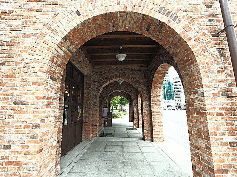 臺北府城北門、臺北郵局、撫臺街洋樓、博愛路街屋、三井舊倉庫、鐵道部廳舍與臺北工場 — 臺北建城140年登北門城樓與集章活動 & 週邊歷史景點巡禮