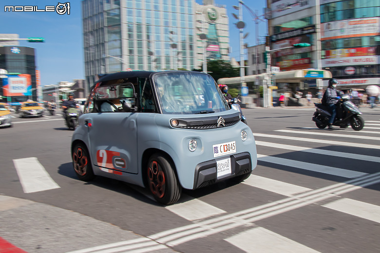 Citroen Ami 試駕｜比法拉利吸睛、比小綿羊可靠！