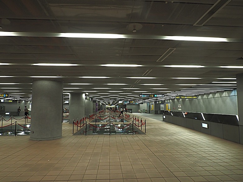 臺北府城北門、臺北郵局、撫臺街洋樓、博愛路街屋、三井舊倉庫、鐵道部廳舍與臺北工場 — 臺北建城140年登北門城樓與集章活動 & 週邊歷史景點巡禮
