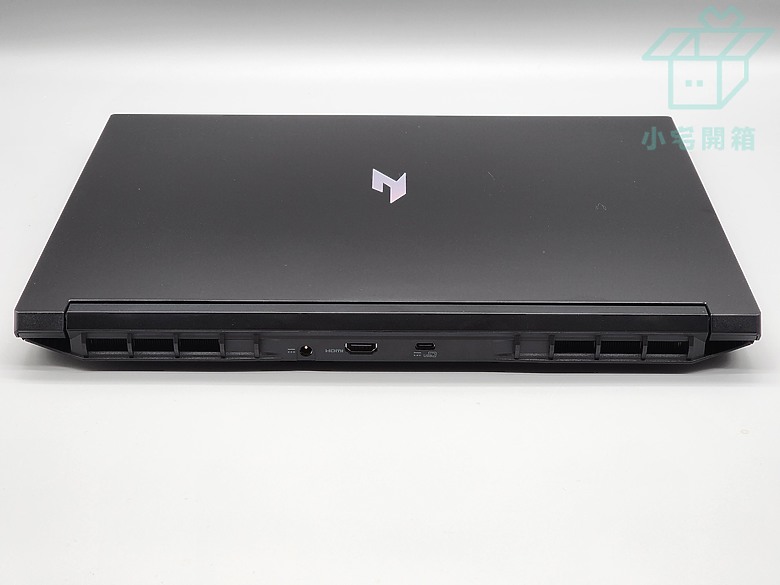 【小宅開箱】acer Nitro V ANV16-41 A+N更有性價比，電池優化享受電競文書續航