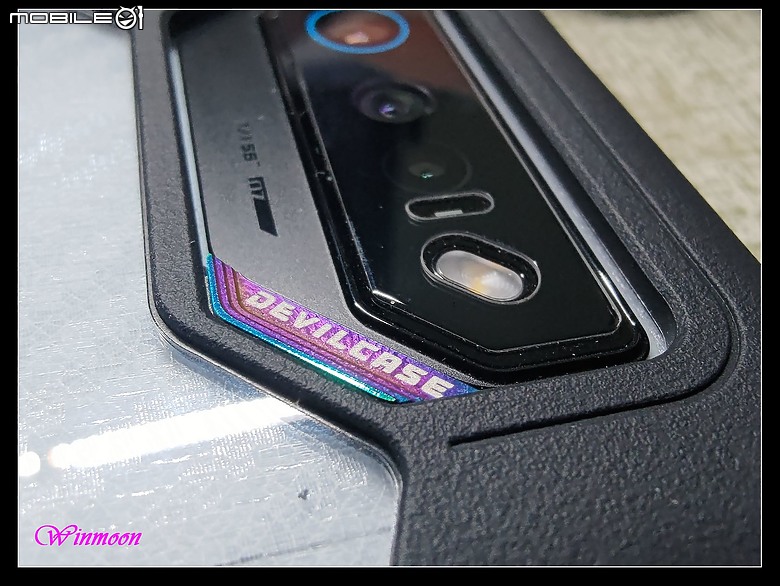 因為ZF7pro即將要掛了,所以我就跑去添購ROGphone...7U