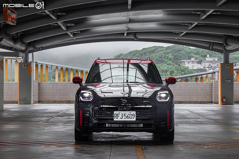 MINI JCW Countryman All4 試駕｜讓成家立業的你永遠不失玩心！