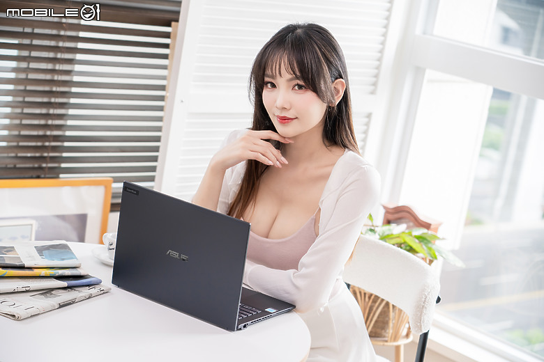 ASUS ExpertBook B5 (B5404) 測試報告|AI 加持的全方位商務能手!