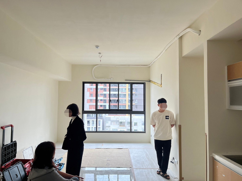 點我看大圖 【開箱】26坪3房2廳/62萬系統裝潢/巧妙修飾大樑/3D圖還原度高