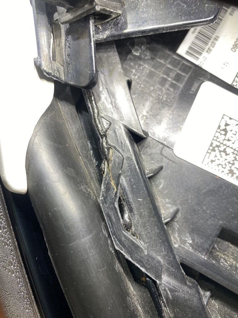 GLA 180 原廠維修後引發不應有的問題 - 維修服務質量令人失望