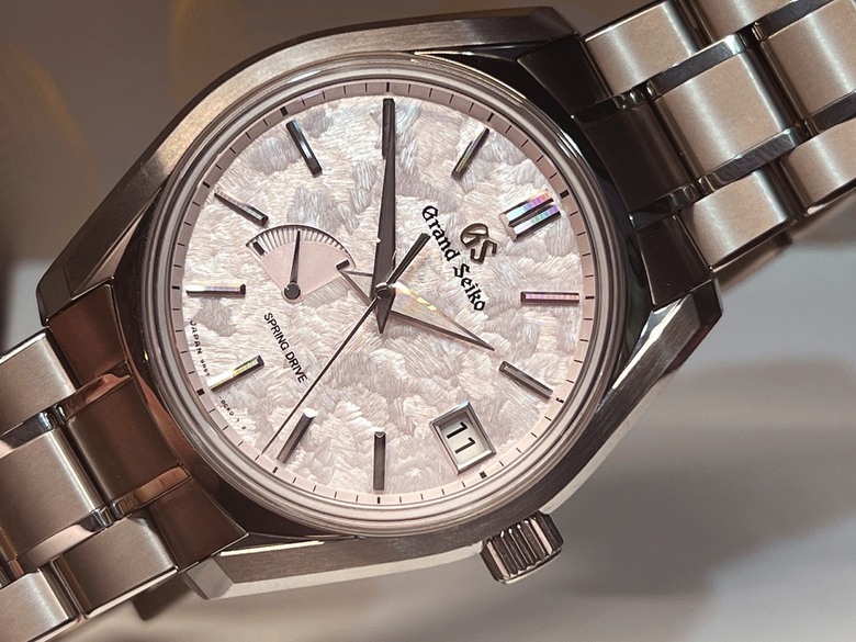 手腕上的櫻花祭,Grand Seiko春分SBGA413