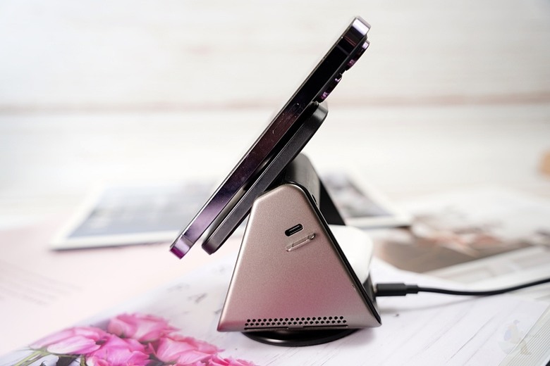 [開箱]PHILIPS 黑金剛三合一磁吸充電系列｜探索未來充電新趨勢，3 in 1『手機、手錶、耳機』同時無線充電