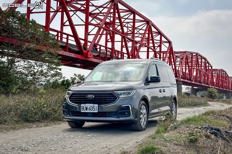 Ford Tourneo Connect 旅玩家2024年式試駕｜補上Level 2、展現高水準的空間優勢！