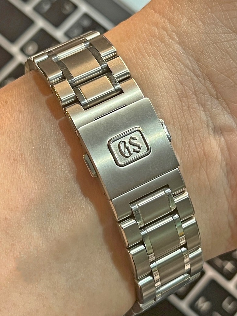 手腕上的櫻花祭,Grand Seiko春分SBGA413
