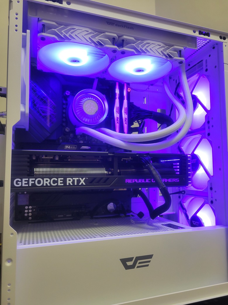 darkFlash大飛 DRX70 Mesh 與 DN冰旋峰240 的組合開箱