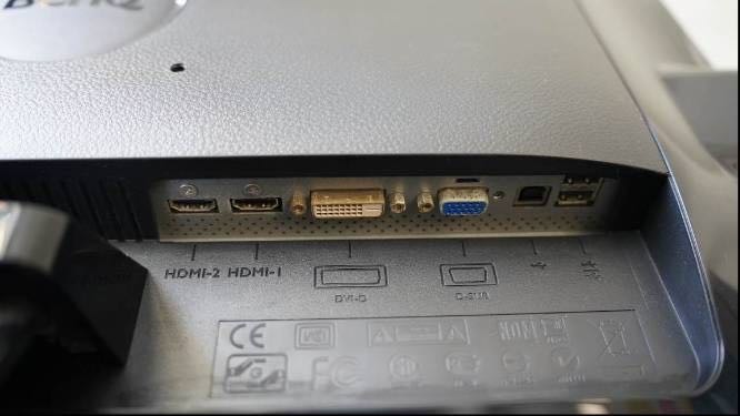 開箱分享不到3000元的ViewSonic 24吋薄邊螢幕值得買嗎?