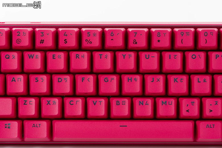 羅技 G PRO X 60 LIGHTSPEED 電競鍵盤開箱試用 以極簡按鍵配置提供遊戲玩家暢快操作體驗