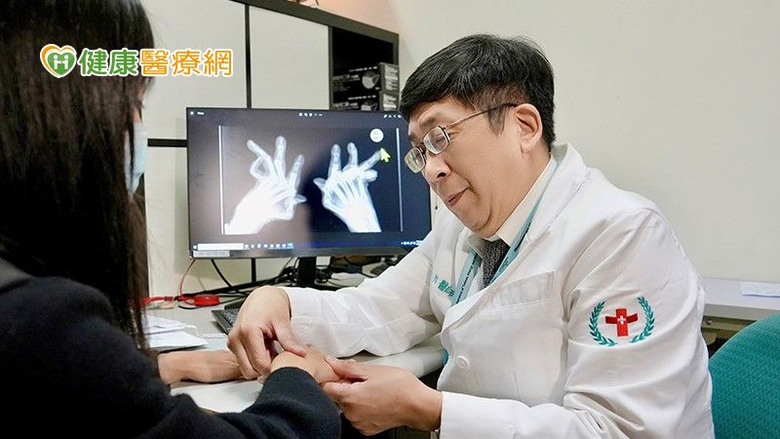 體育老師喪失運球能力竟是類風濕性關節炎惹禍