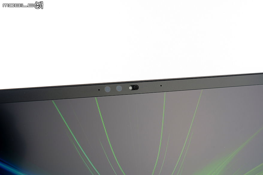 Razer Blade 18（2024）獨家實測｜以旗艦之姿強勢回歸的靈刃筆電