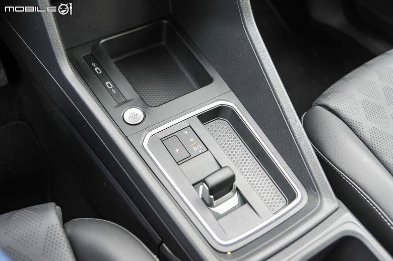 Ford Tourneo Connect 旅玩家2024年式試駕｜補上Level 2、展現高水準的空間優勢！