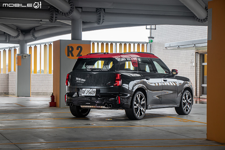 MINI JCW Countryman All4 試駕｜讓成家立業的你永遠不失玩心！