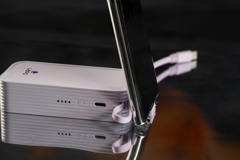 【開箱測試】LAPO WT-06C 二合一充電器行動電源 對比idmix ch10