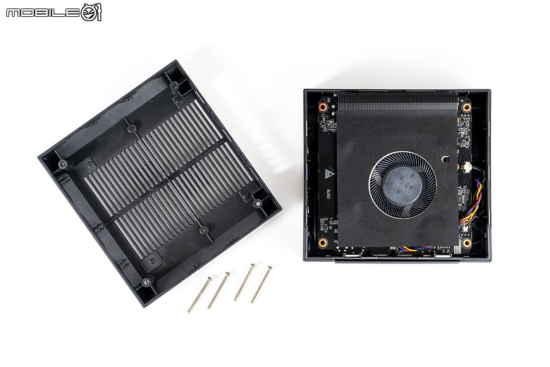 AYANEO Retro Mini PC AM02 體驗｜復刻經典、翻玩創新的迷你 PC！