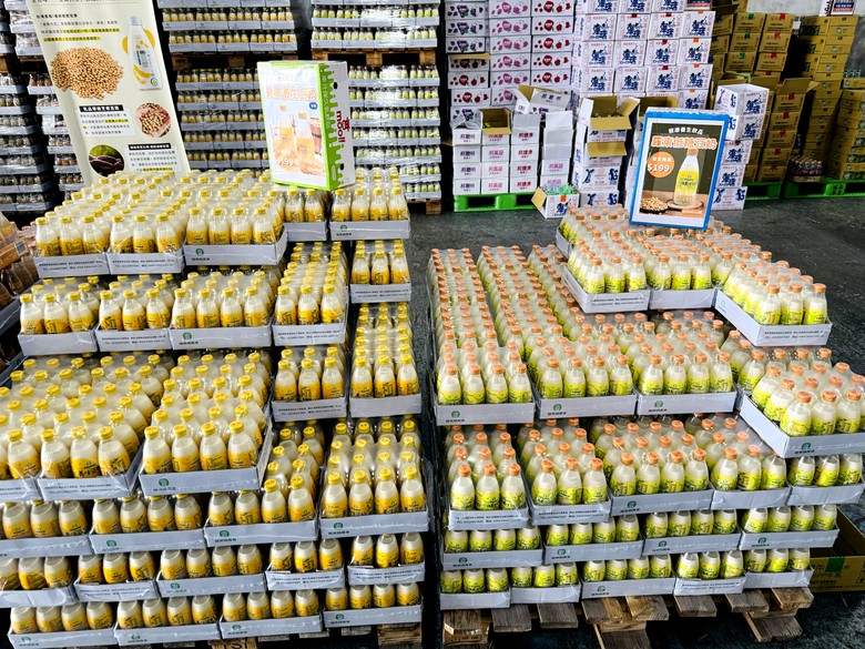 彰化埤頭【牛奶坊-中部最大牛奶批發商】開箱