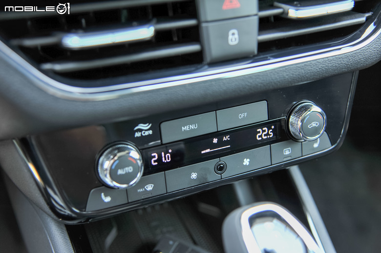 Skoda Scala 小改款試駕|細節質感與功能升級、面面俱到的務實掀背車!